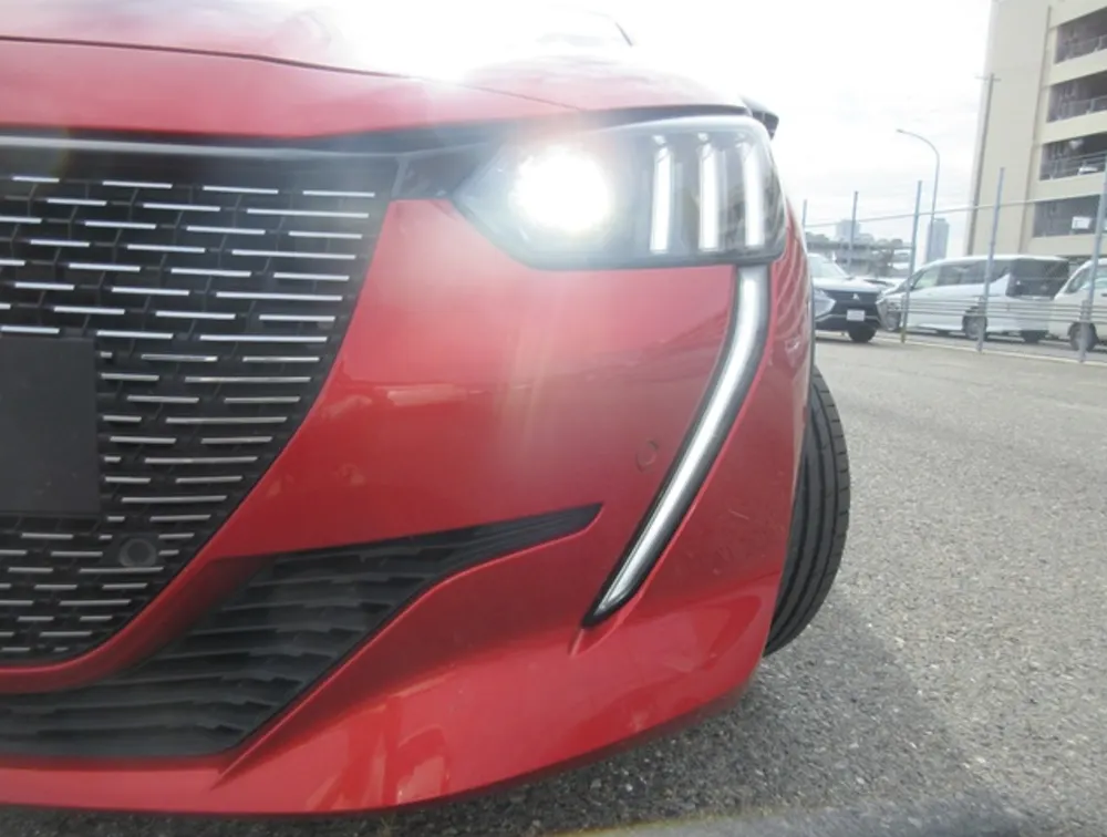 PEUGEOT 208 GTLINE NEWSHAPE - PRG Motors Ltd