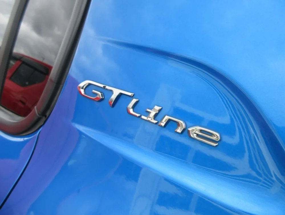 PEUGEOT 208 GTLINE MOONROOF NEWSHAPE - PRG Motors Ltd