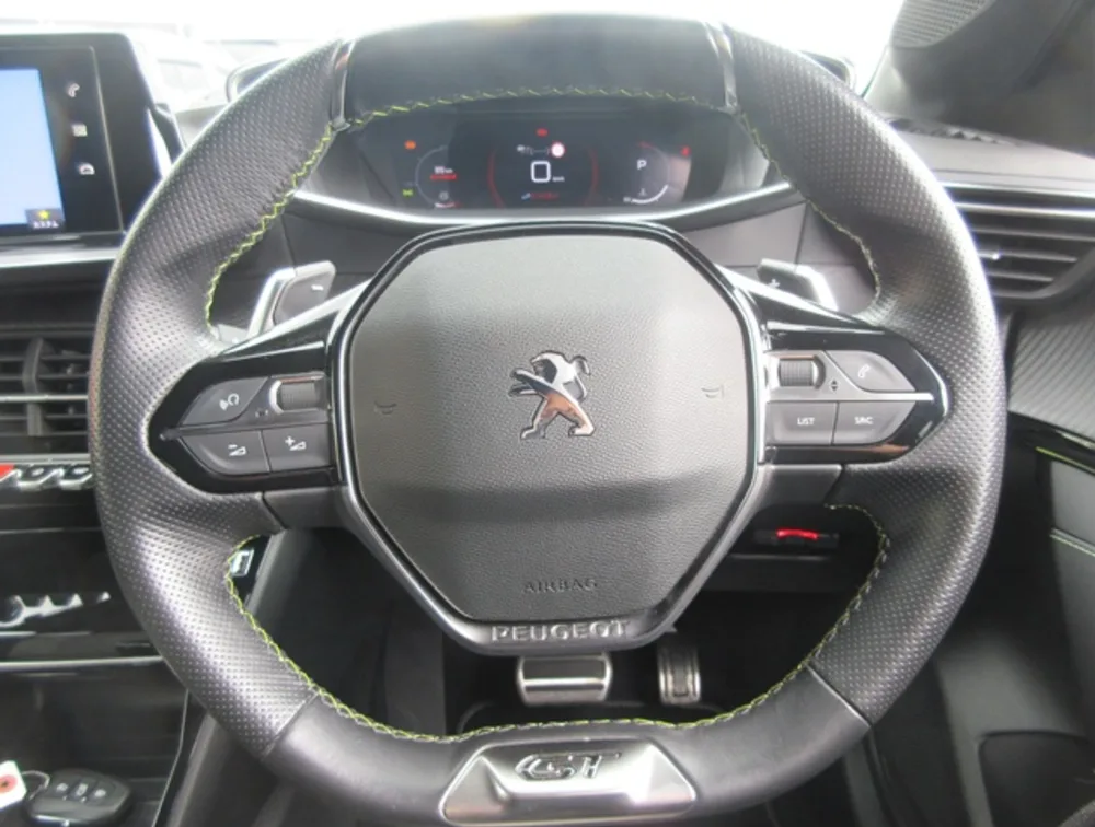 PEUGEOT 208 GTLINE MOONROOF NEWSHAPE - PRG Motors Ltd