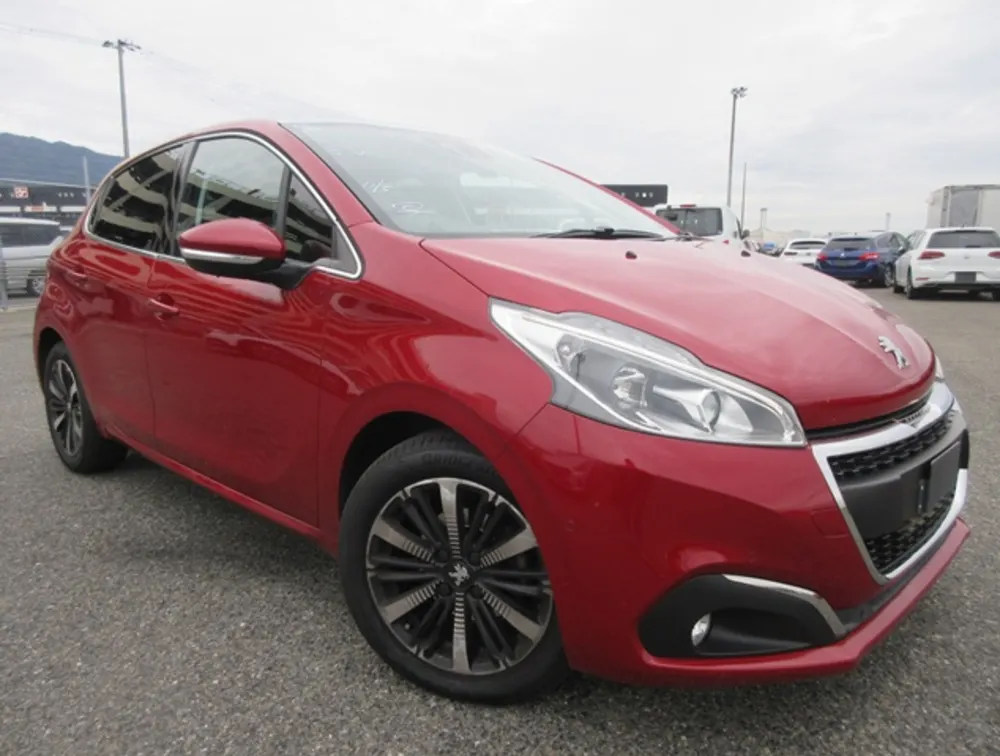 PEUGEOT 208 ALLURE FUN EDITION MOONROOF