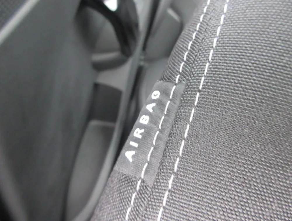 PEUGEOT 208 ALLURE FUN EDITION MOONROOF - PRG Motors Ltd