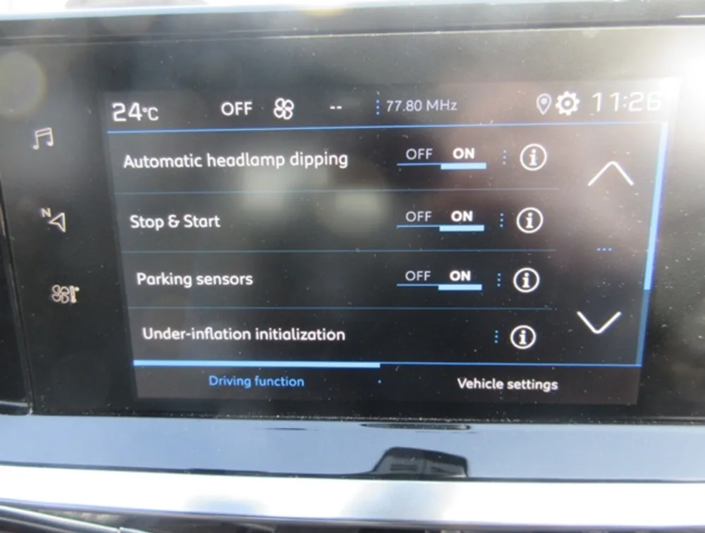 PEUGEOT 208 GTLINE MOONROOF NEWSHAPE - PRG Motors Ltd