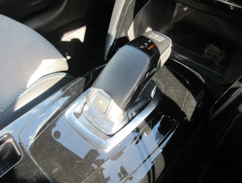 PEUGEOT 208 GTLINE MOONROOF NEWSHAPE - PRG Motors Ltd