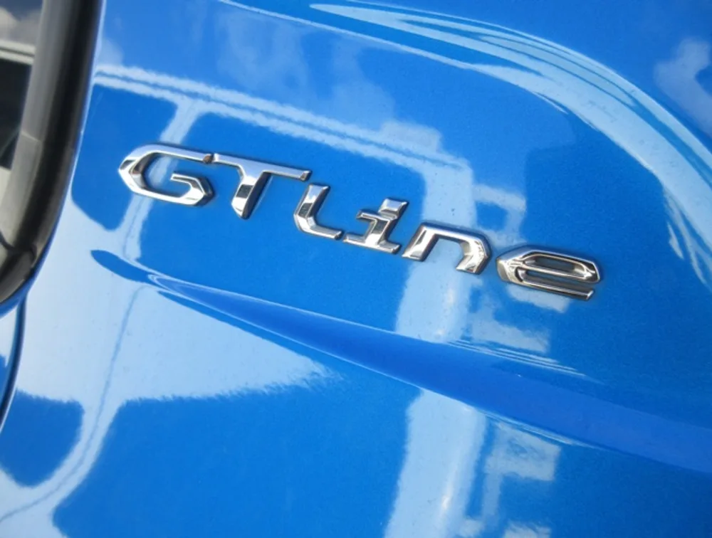 PEUGEOT 208 GTLINE MOONROOF NEWSHAPE - PRG Motors Ltd