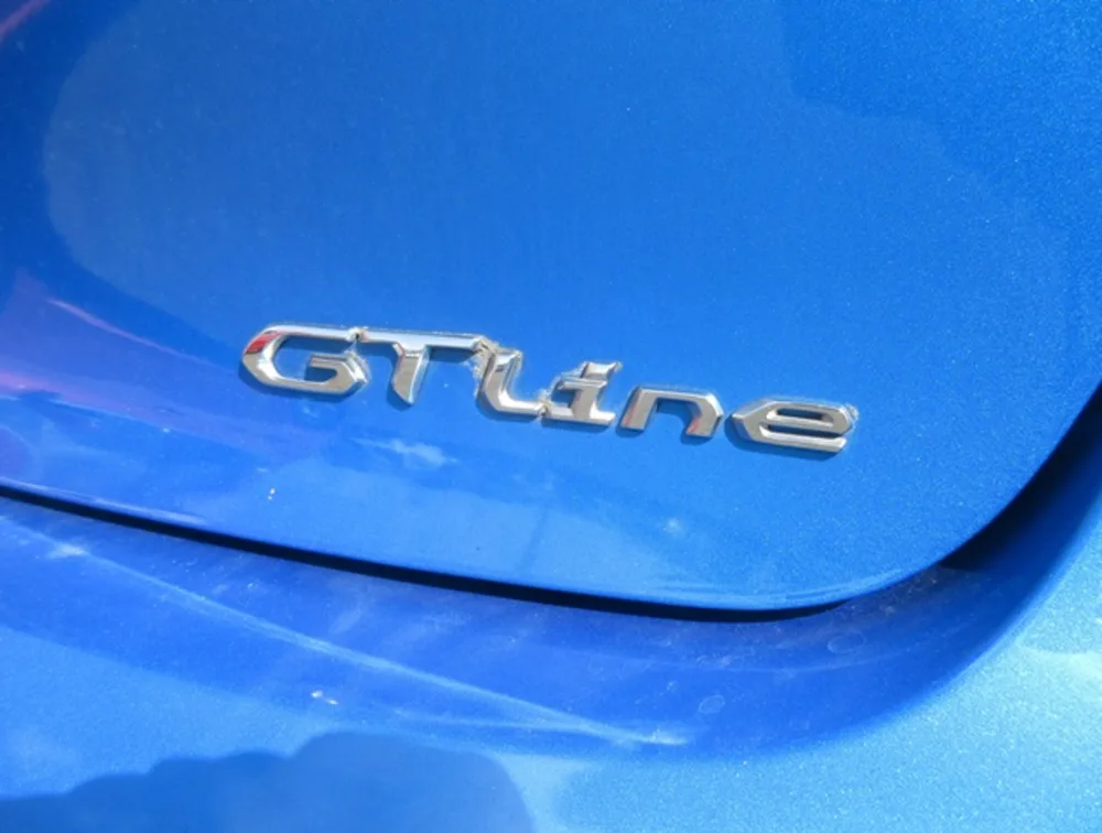 PEUGEOT 208 GTLINE MOONROOF NEWSHAPE - PRG Motors Ltd