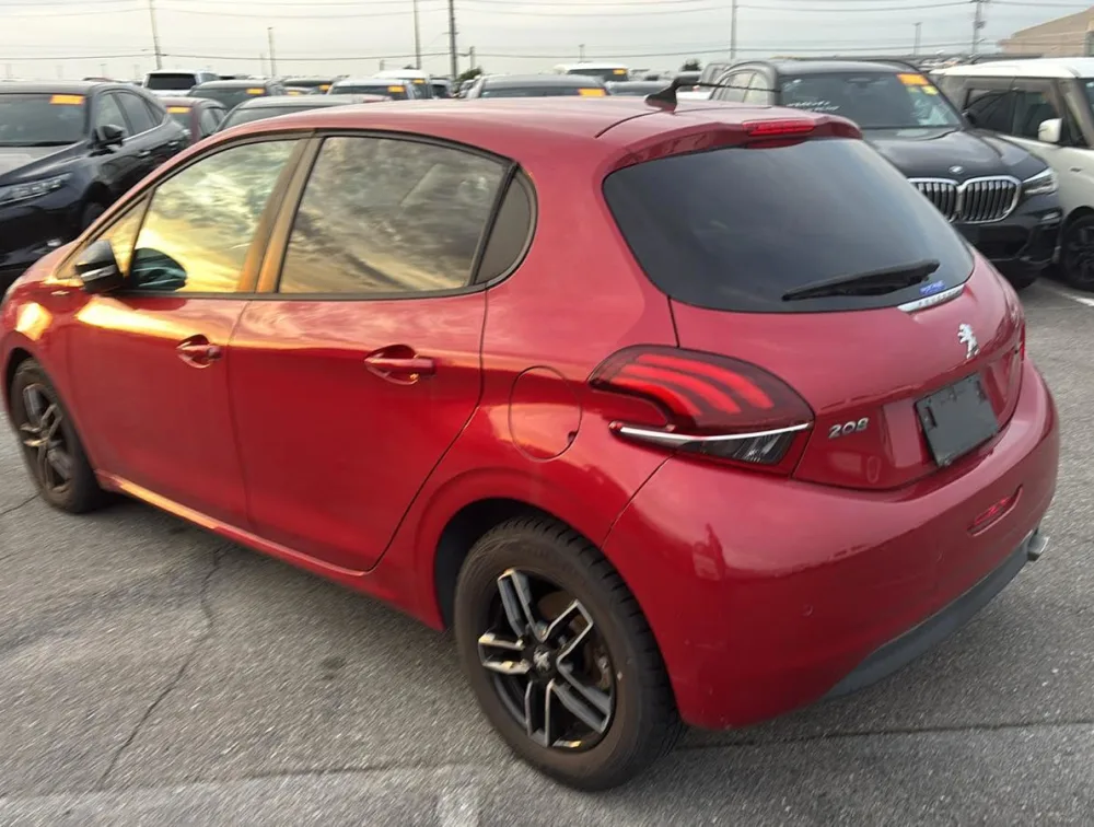 PEUGEOT 208 GTLINE - PRG Motors Ltd