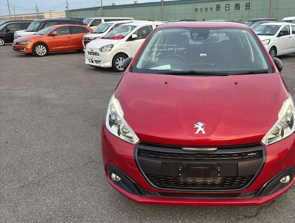 PEUGEOT 208 GTLINE - PRG Motors Ltd