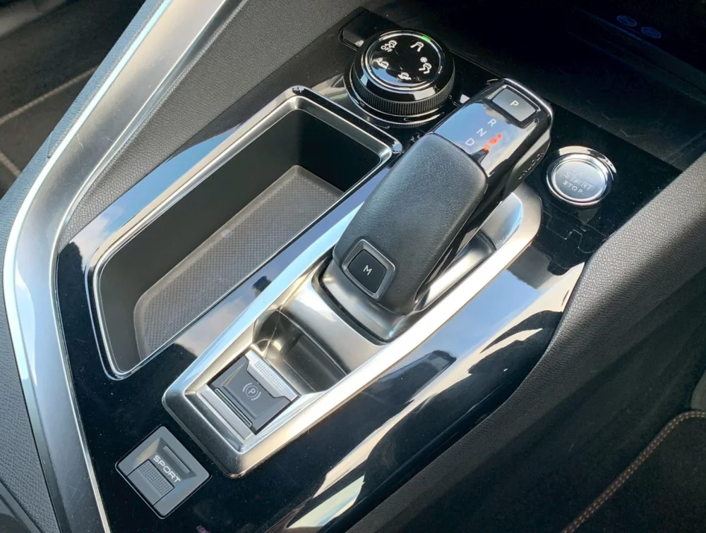 PEUGEOT 3008 GTLINE SUNROOF - PRG Motors Ltd