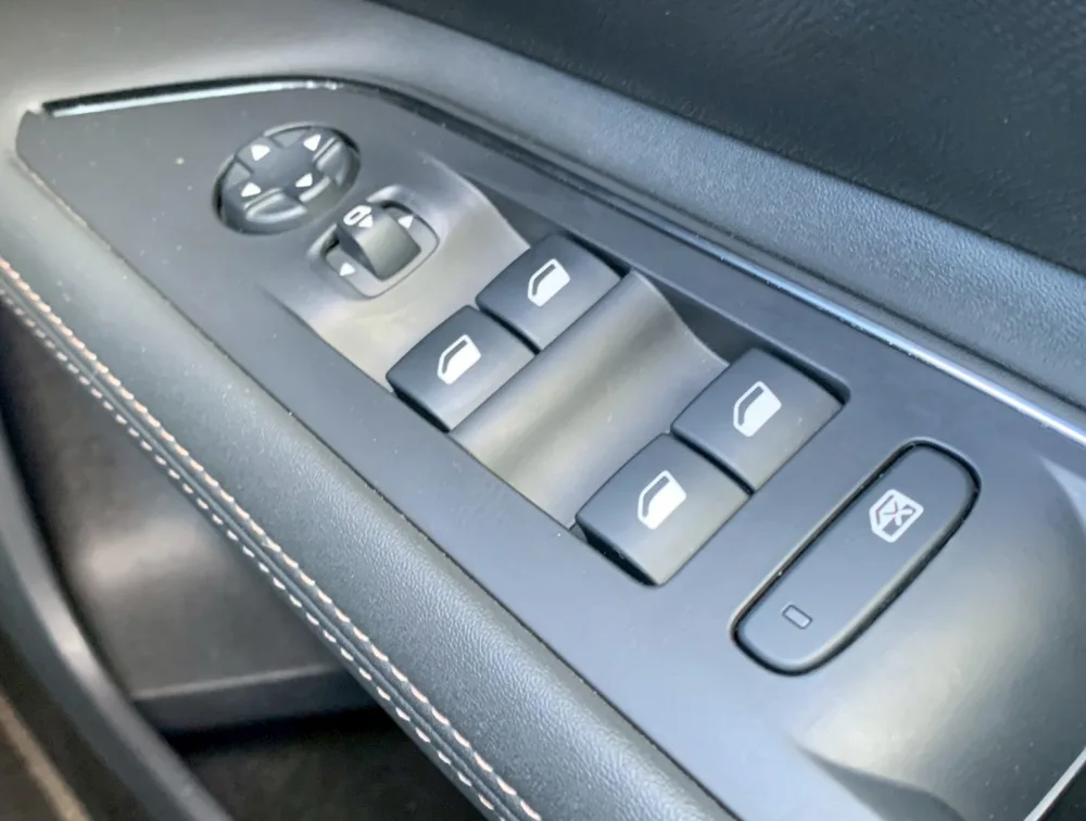 PEUGEOT 3008 GTLINE SUNROOF - PRG Motors Ltd