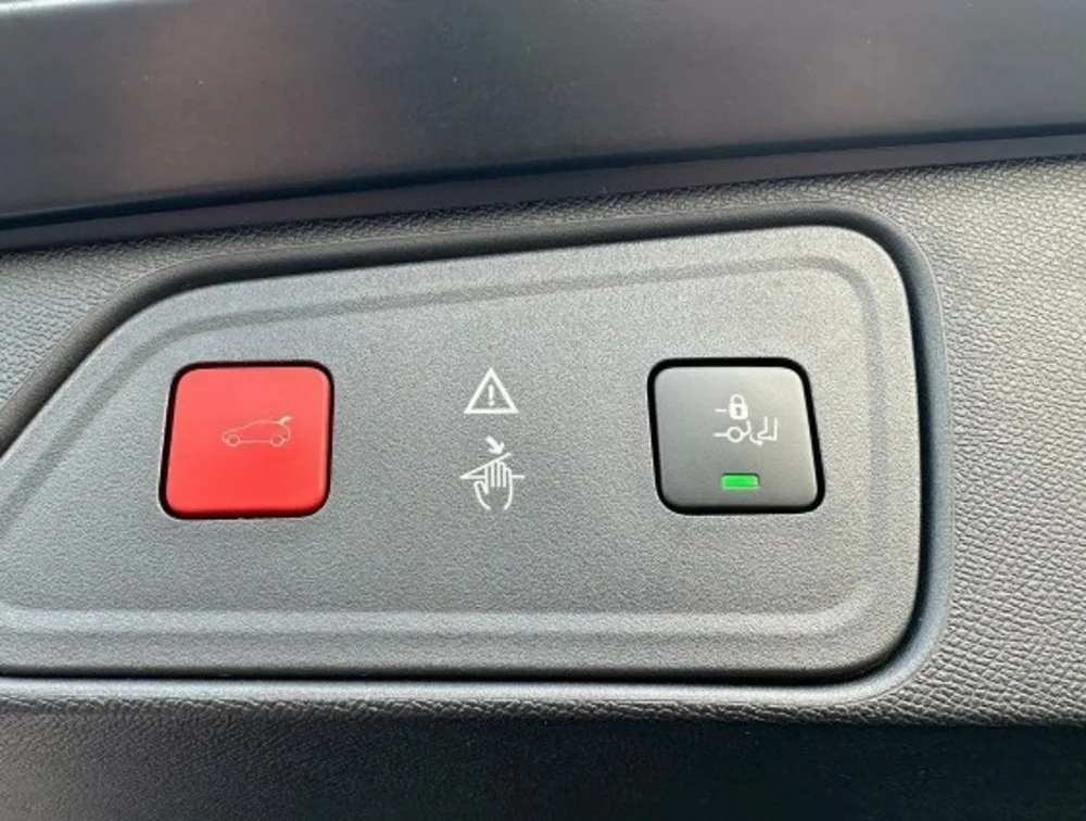 PEUGEOT 3008 GTLINE SUNROOF - PRG Motors Ltd