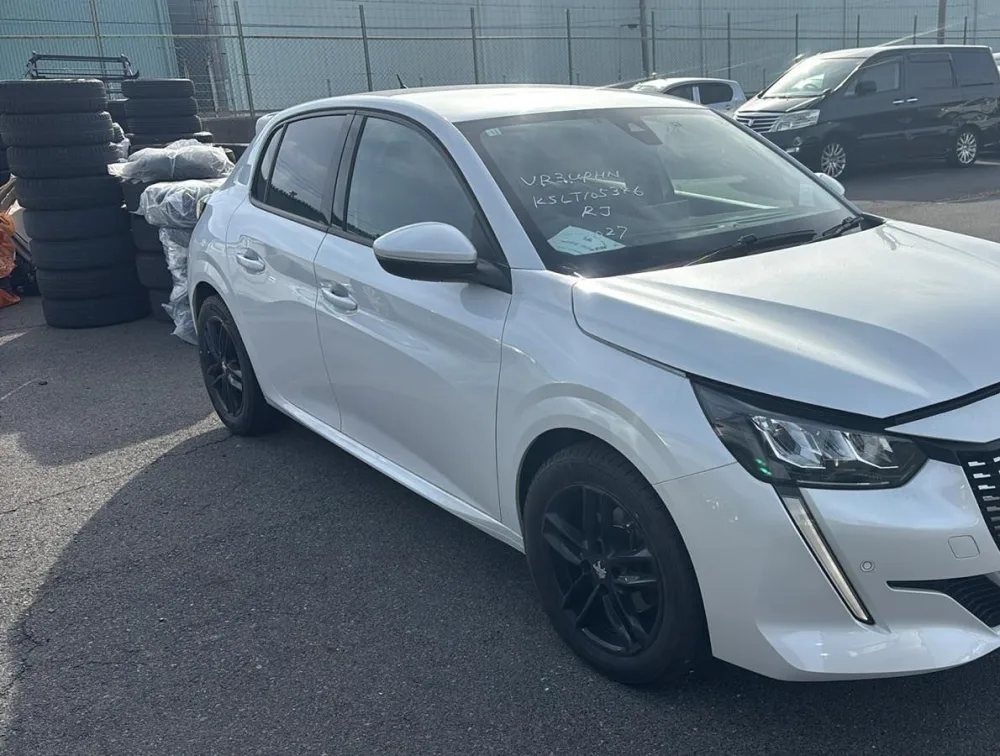 PEUGEOT 208 STYLE NEWSHAPE