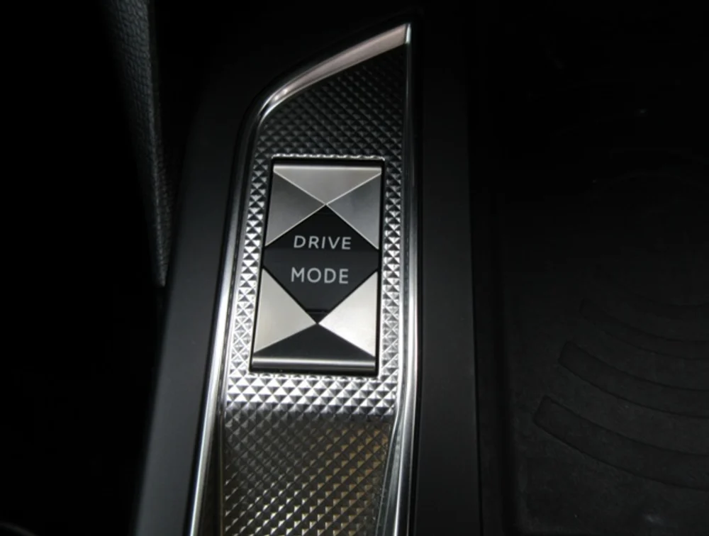 DS AUTOMOBILE DS3 CROSSBACK - PRG Motors Ltd