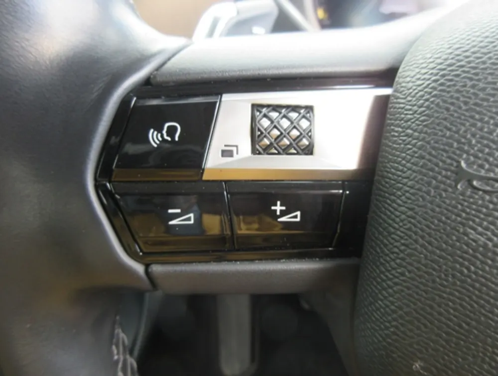 DS AUTOMOBILE DS3 CROSSBACK - PRG Motors Ltd