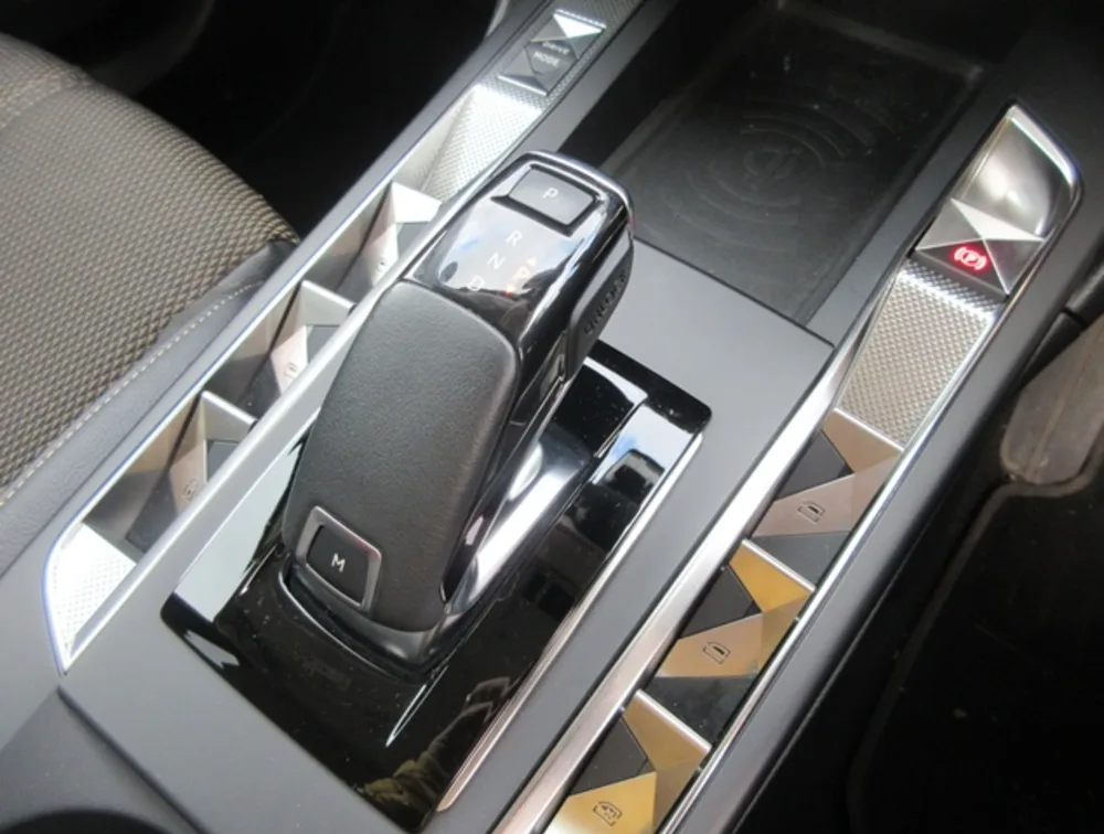 DS AUTOMOBILE DS3 CROSSBACK - PRG Motors Ltd