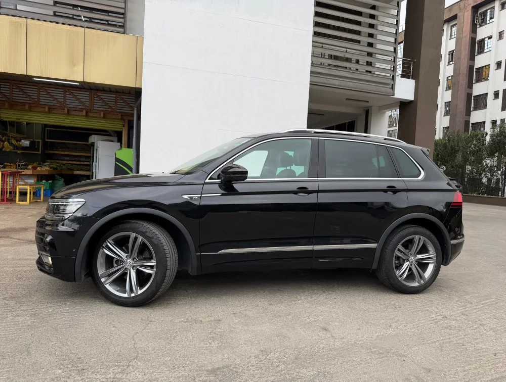 VOLKSWAGEN TIGUAN R-LINE - PRG Motors Ltd