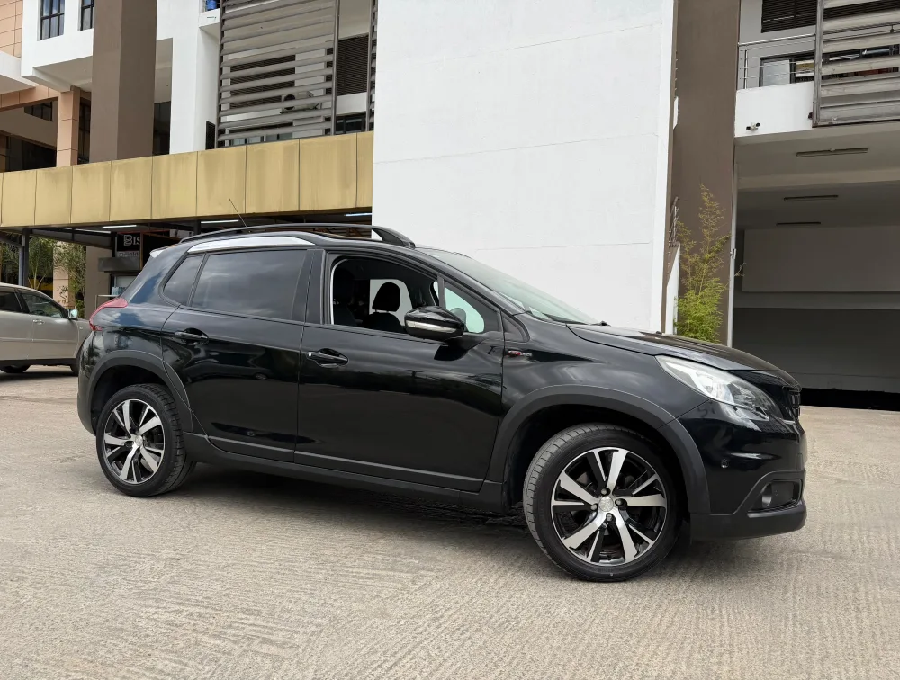 PEUGEOT 2008 GTLINE 