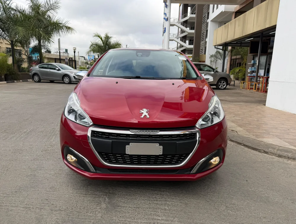 PEUGEOT 208 ALLURE - PRG Motors Ltd