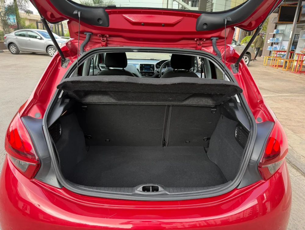 PEUGEOT 208 ALLURE - PRG Motors Ltd