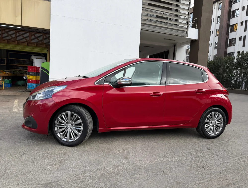 PEUGEOT 208 ALLURE - PRG Motors Ltd