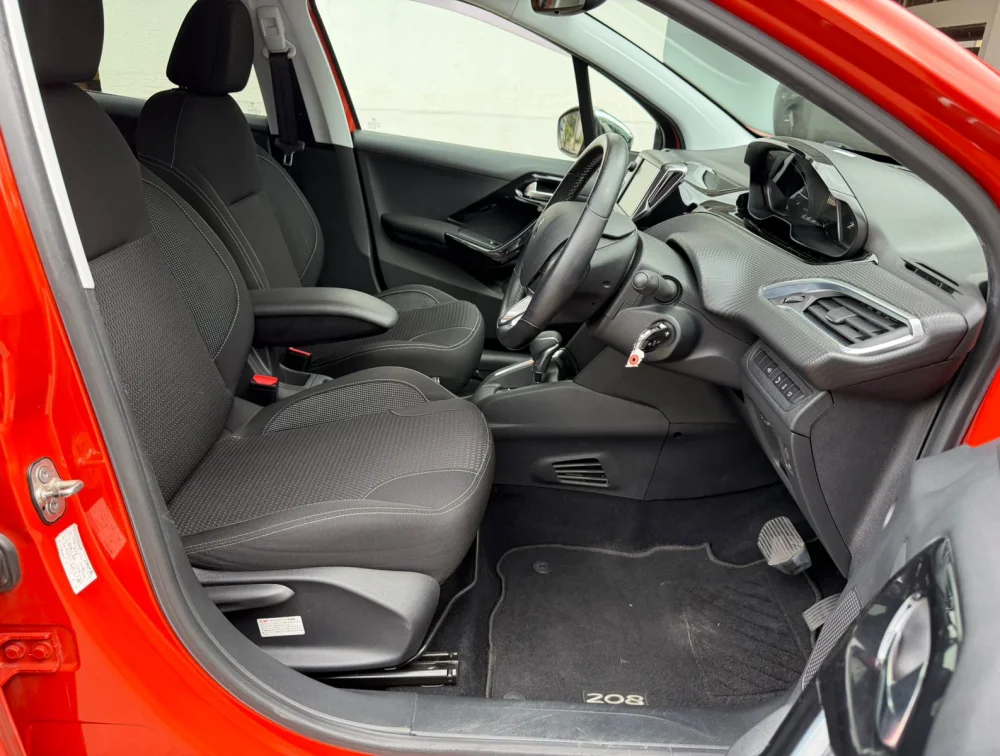 PEUGEOT 208 ALLURE - PRG Motors Ltd