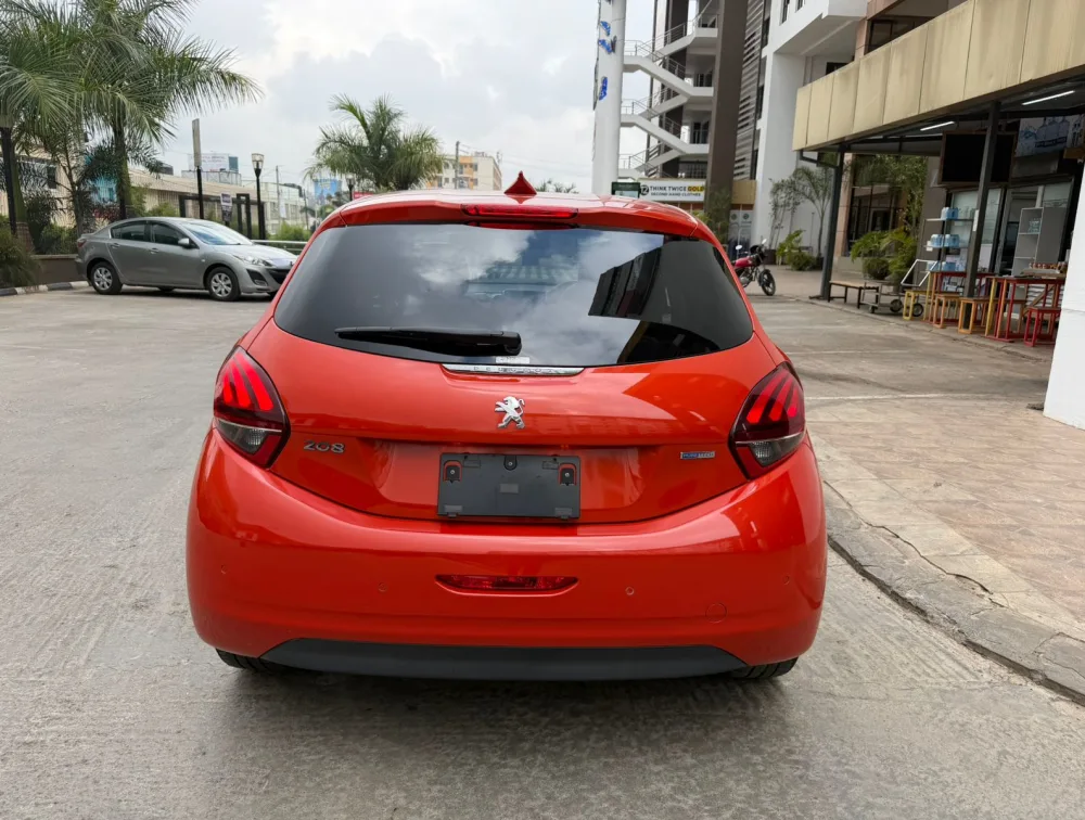 PEUGEOT 208 ALLURE - PRG Motors Ltd