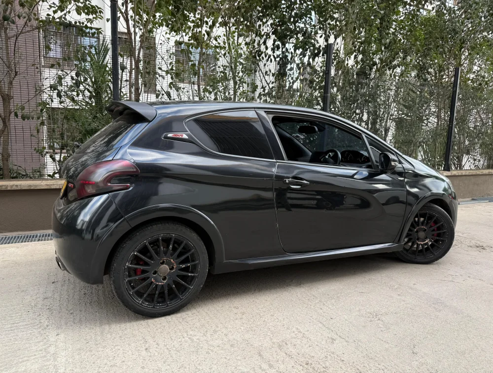 PEUGEOT 208 GTi - PRG Motors Ltd