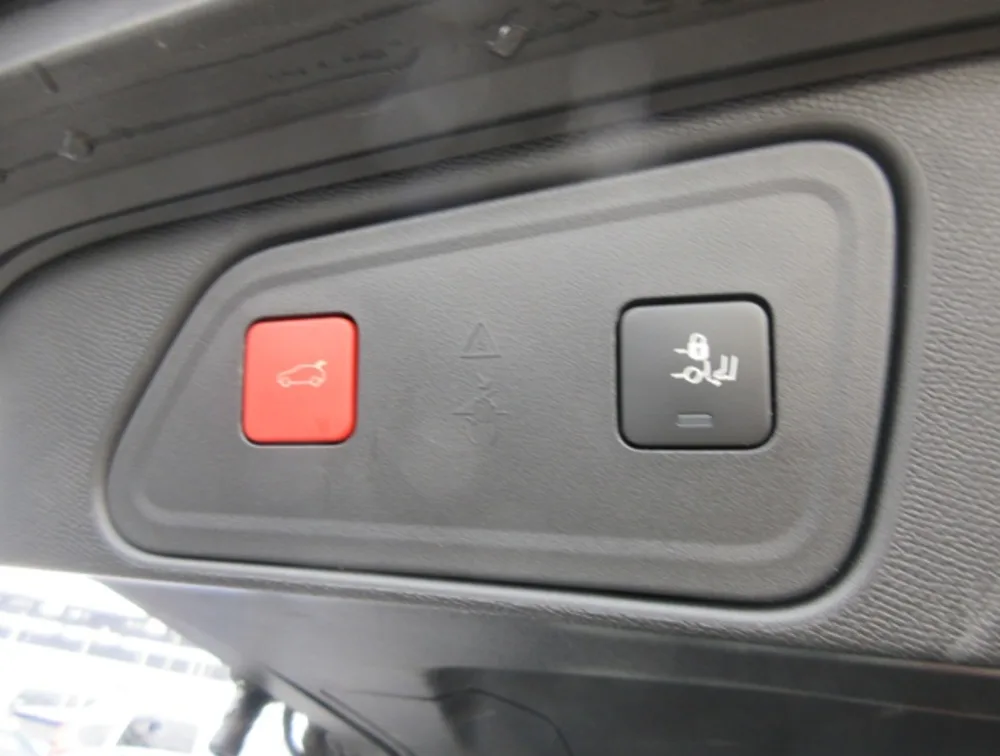 PEUGEOT 3008 GTLINE - PRG Motors Ltd