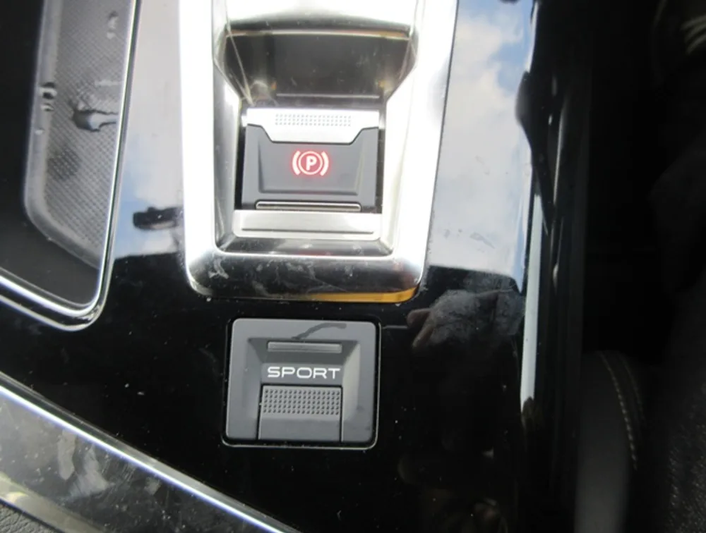 PEUGEOT 3008 GTLINE - PRG Motors Ltd