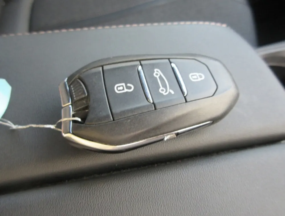 PEUGEOT 3008 GTLINE - PRG Motors Ltd