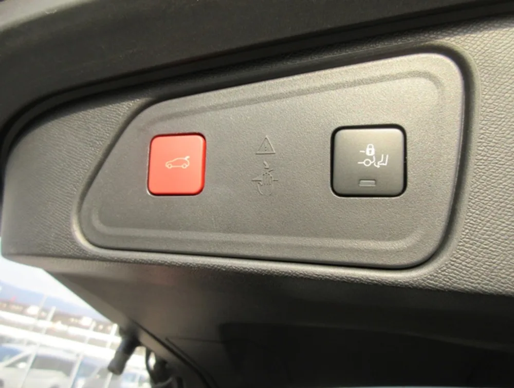 PEUGEOT 3008 GTLINE - PRG Motors Ltd