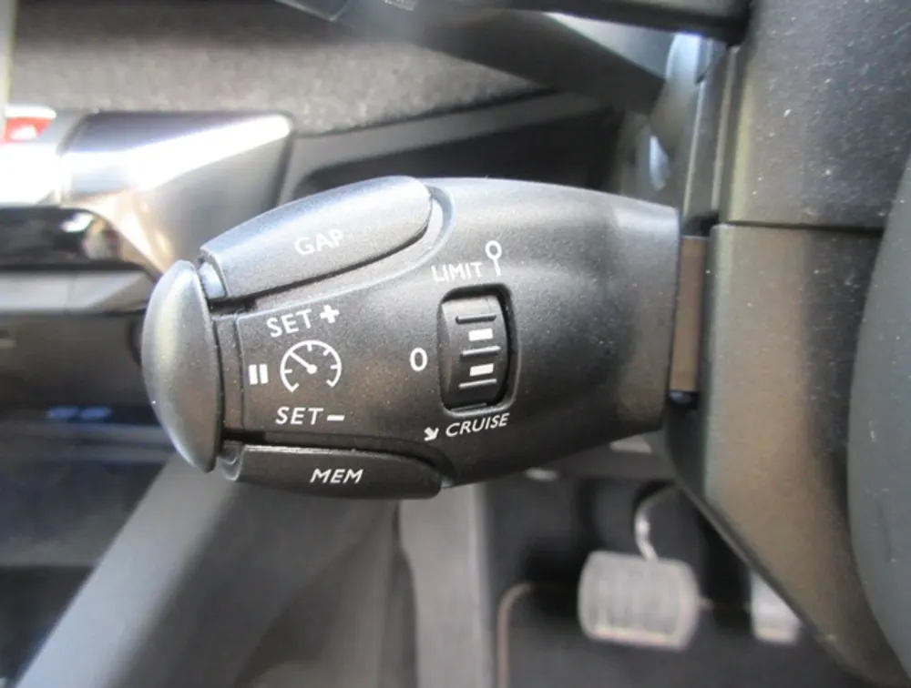 PEUGEOT 3008 GTLINE - PRG Motors Ltd