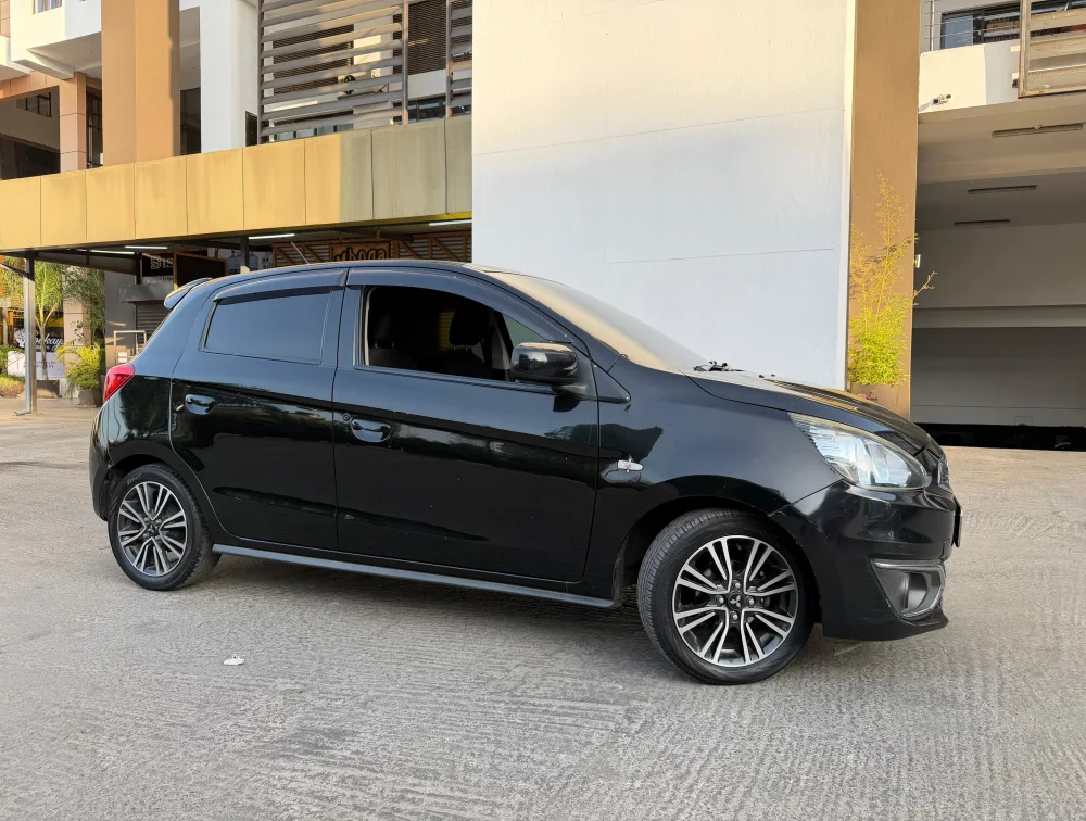 MITSUBISHI MIRAGE