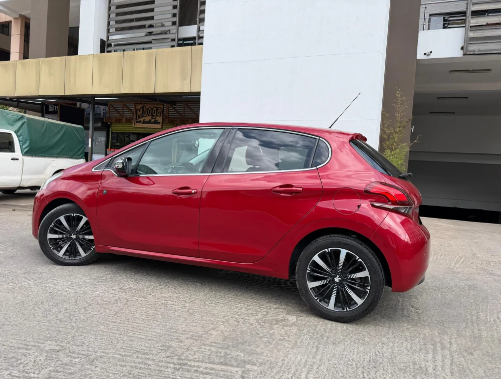 PEUGEOT 208 TECH PACK EDITION - PRG Motors Ltd