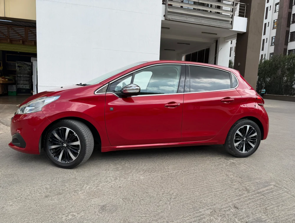 PEUGEOT 208 TECH PACK EDITION - PRG Motors Ltd