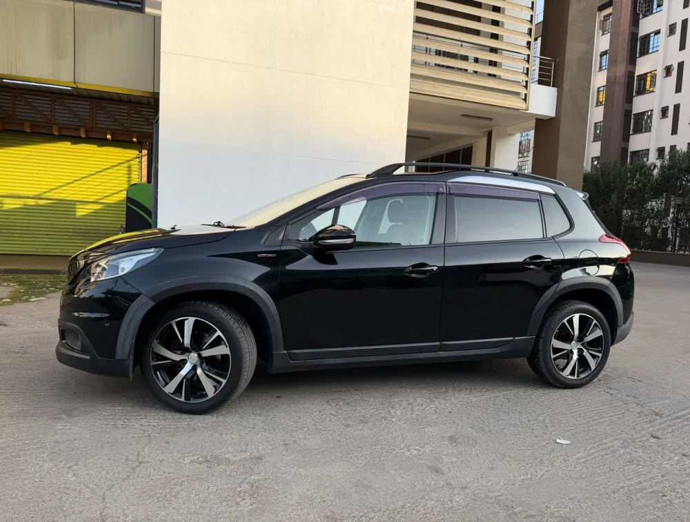 PEUGEOT 2008 GTLINE MOONROOF - PRG Motors Ltd