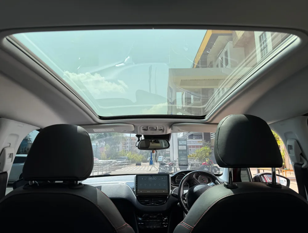 PEUGEOT 2008 GTLINE MOONROOF - PRG Motors Ltd