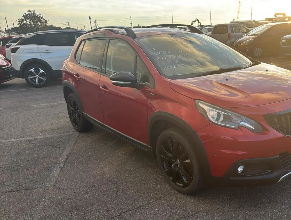 PEUGEOT 2008 GTLINE BLACK PACK