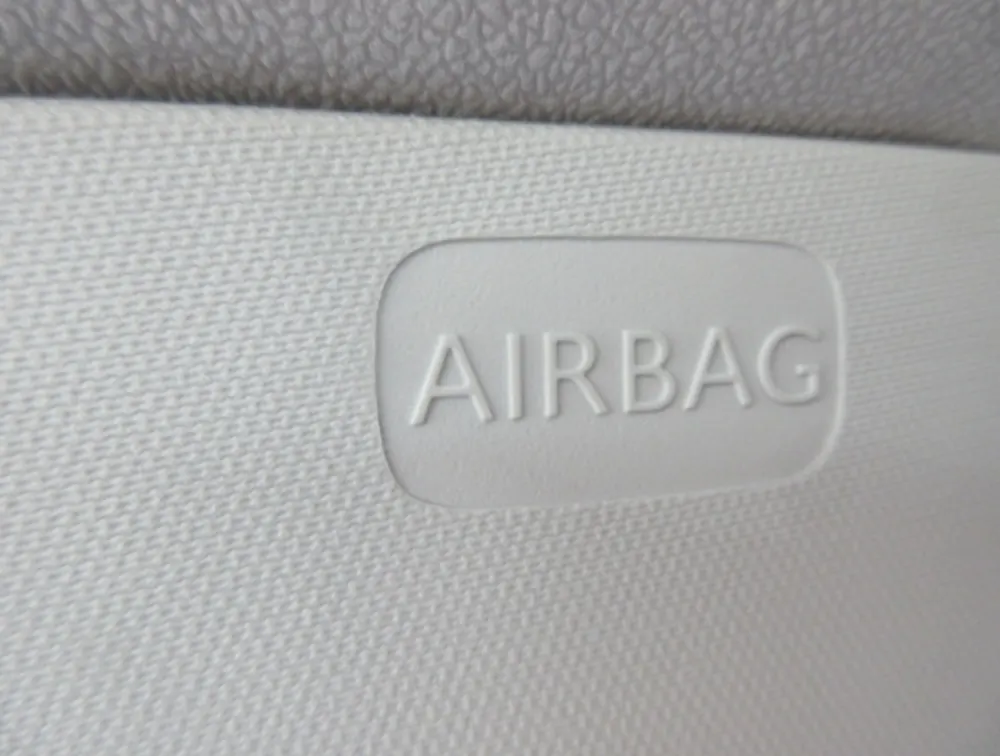 PEUGEOT 2008 CROSSCITY - PRG Motors Ltd