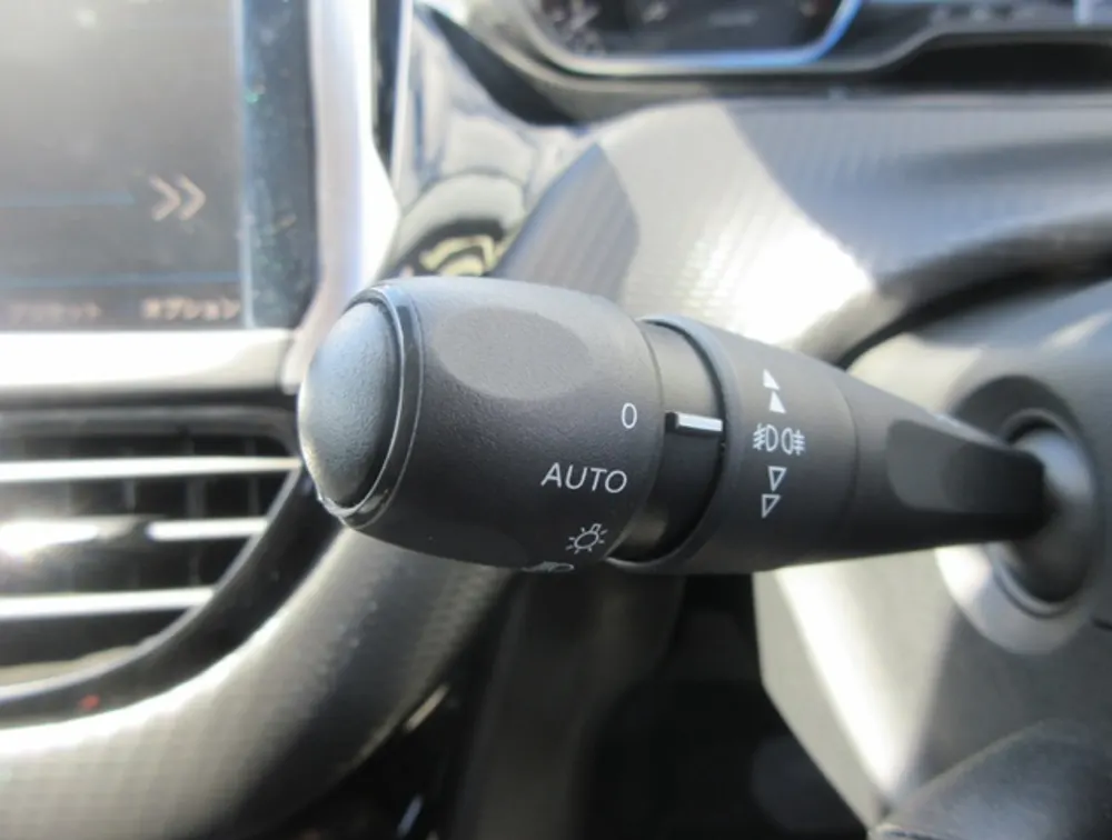 PEUGEOT 2008 CROSSCITY - PRG Motors Ltd