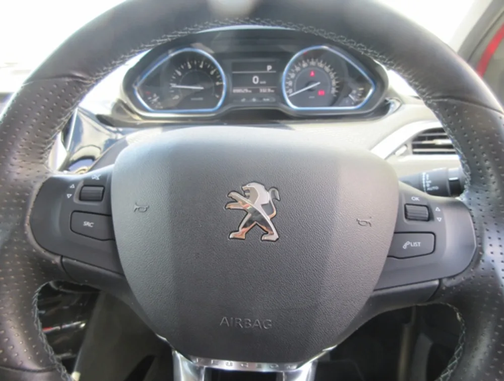 PEUGEOT 2008 CROSSCITY - PRG Motors Ltd