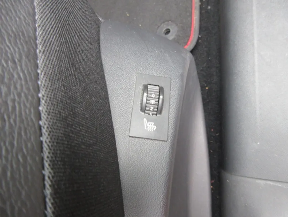 PEUGEOT 2008 GTLINE BLACK PACK - PRG Motors Ltd