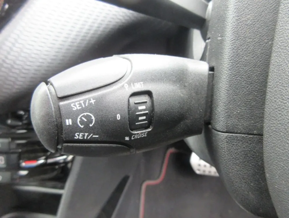 PEUGEOT 2008 GTLINE BLACK PACK - PRG Motors Ltd