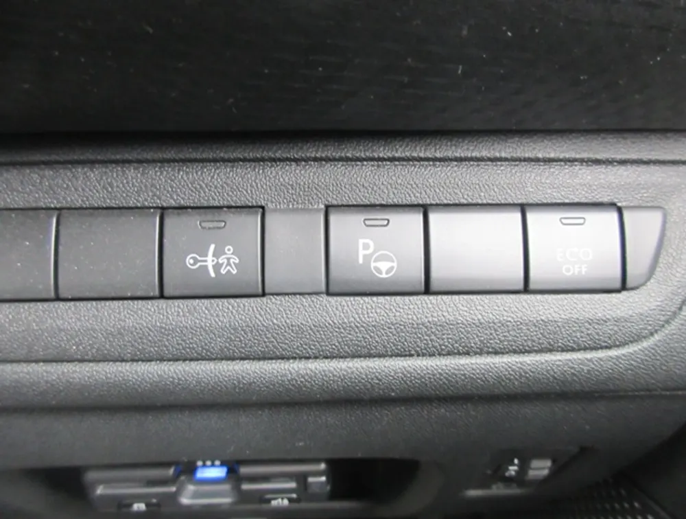 PEUGEOT 2008 GTLINE BLACK PACK - PRG Motors Ltd