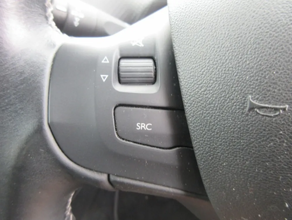 PEUGEOT 208 ALLURE FUN EDITION - PRG Motors Ltd