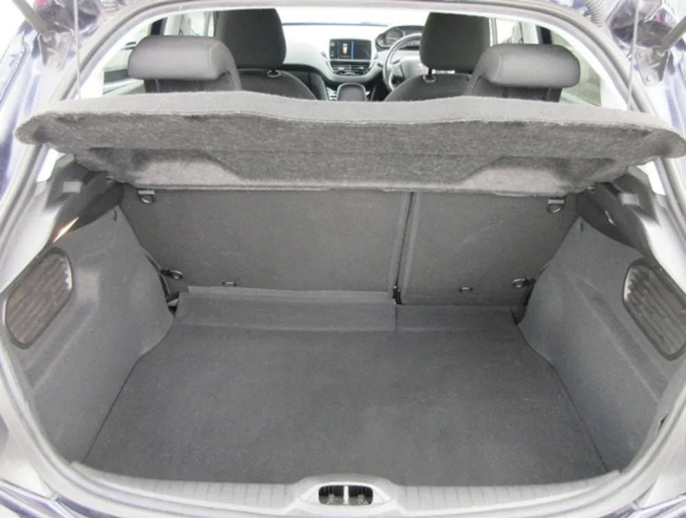 PEUGEOT 208 ALLURE FUN EDITION - PRG Motors Ltd