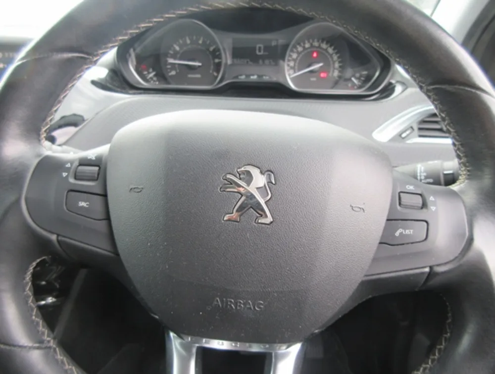 PEUGEOT 208 ALLURE FUN EDITION - PRG Motors Ltd