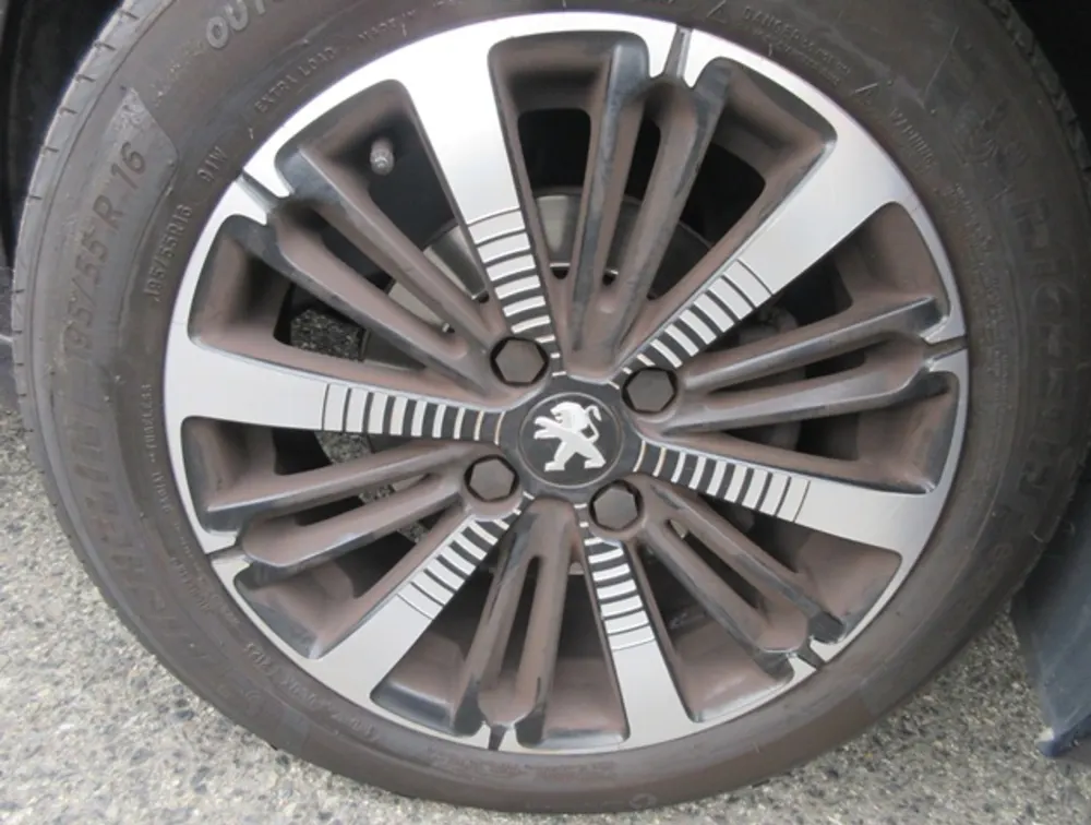 PEUGEOT 208 ALLURE FUN EDITION - PRG Motors Ltd