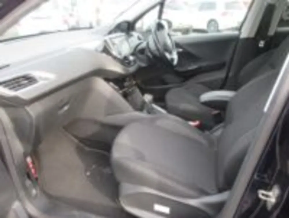 PEUGEOT 208 ALLURE - PRG Motors Ltd