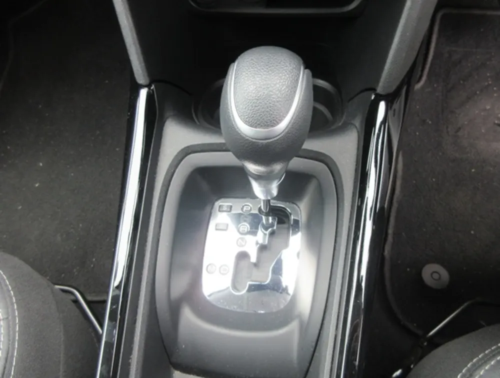 PEUGEOT 2008 ALLURE MOONROOF  - PRG Motors Ltd