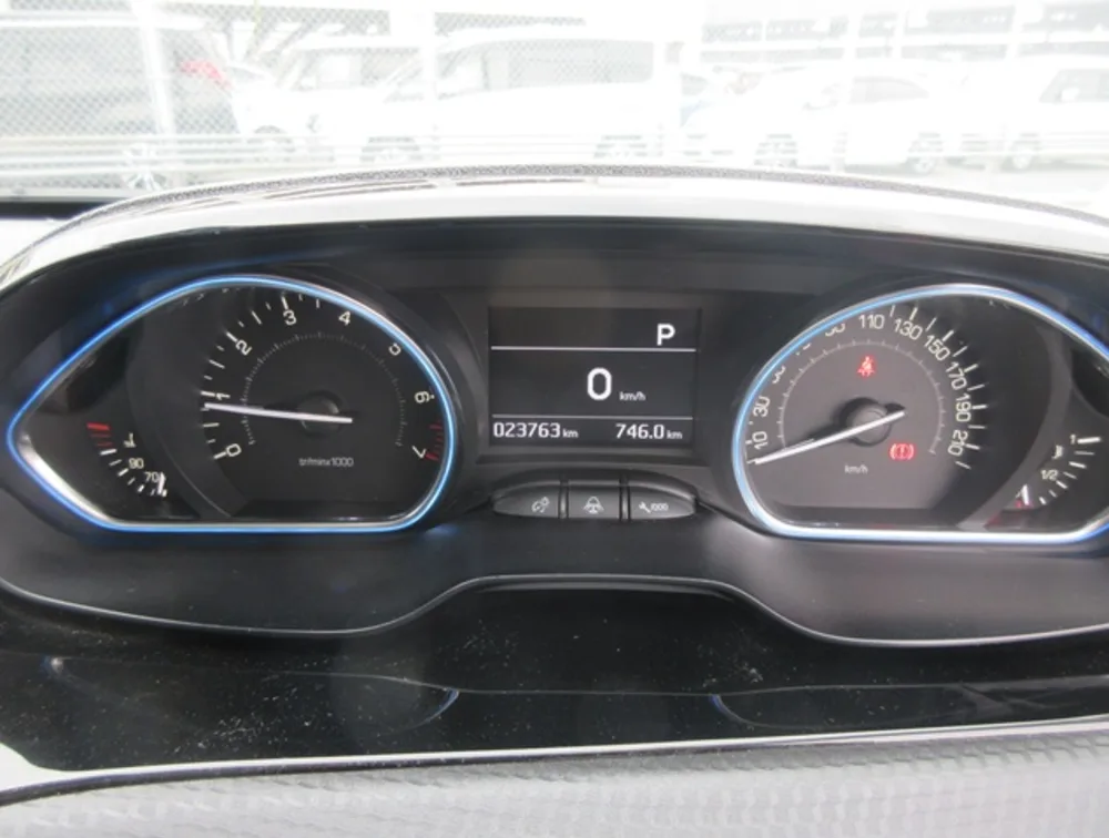 PEUGEOT 2008 ALLURE MOONROOF  - PRG Motors Ltd